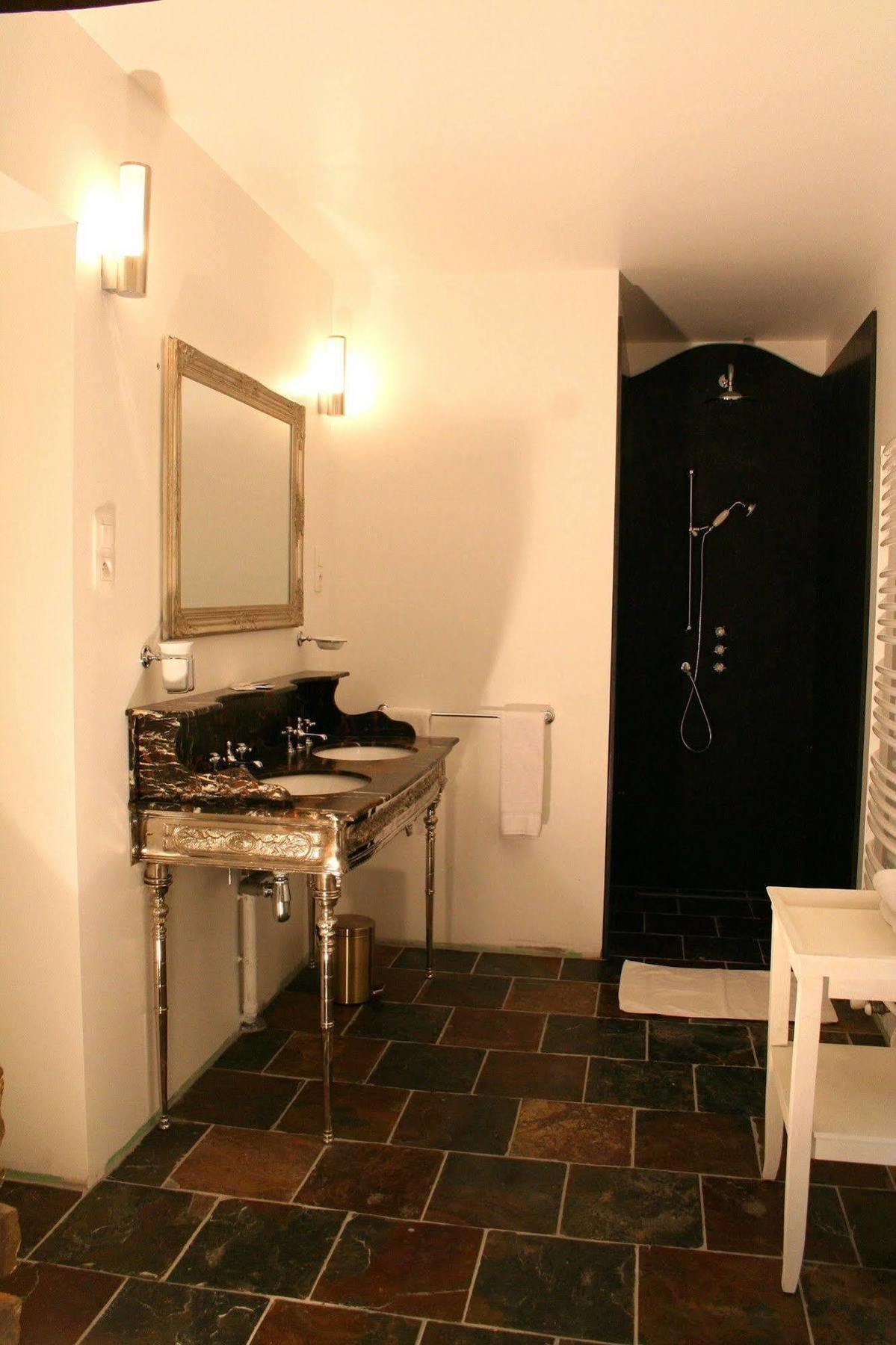 Hotel Le Home Beaune  Exterior photo